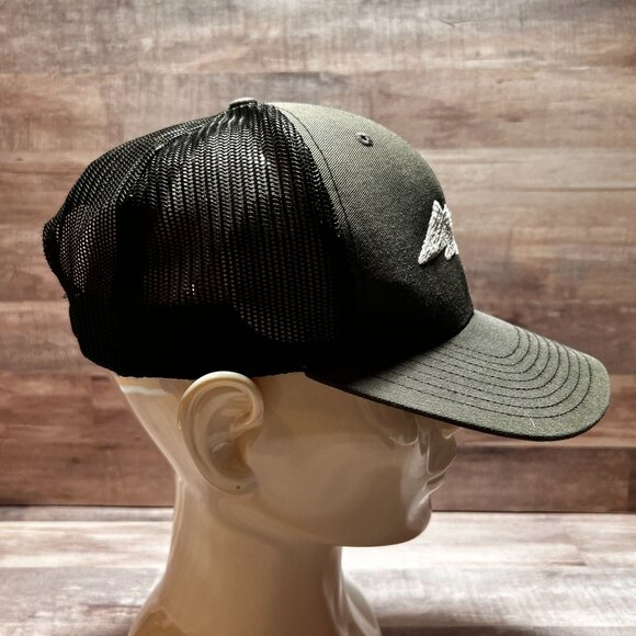 Richardson Style 112 Mens Black Embroidered Mountain Trucker Hat Adjustable - Picture 3 of 11